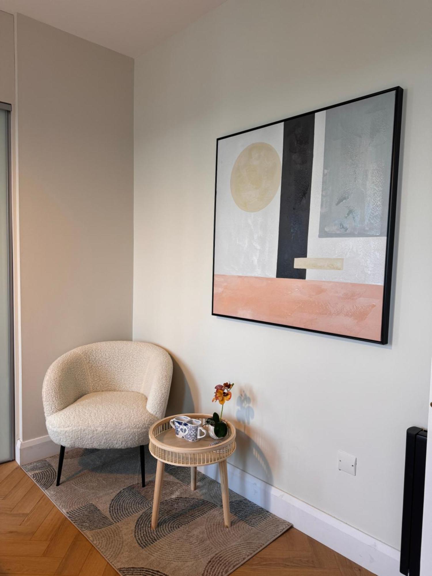 Finnstown Hall- Private Room In Shared Apartment With The Host ダブリン エクステリア 写真